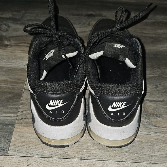 Nike Air Max Men's Black and White Sneakers - Picture 5 of 6